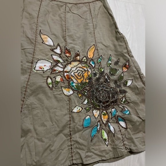 Vintage Y2k boho floral embroidered midi skirt - Picture 2 of 7